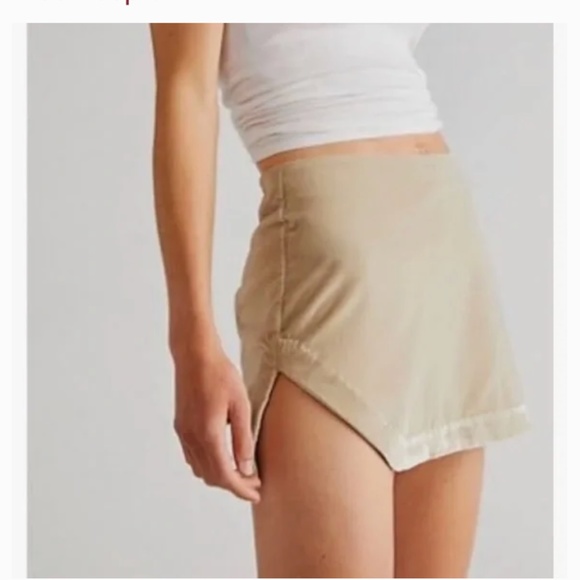 FP Free People Annalise Velvet Mini Skirt 2 Velour Oat Sage Slit - Picture 4 of 7